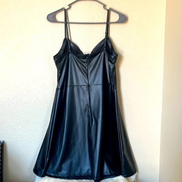 BNWT Streetwear Society Black party Dress sz XL - Picture 3 of 8